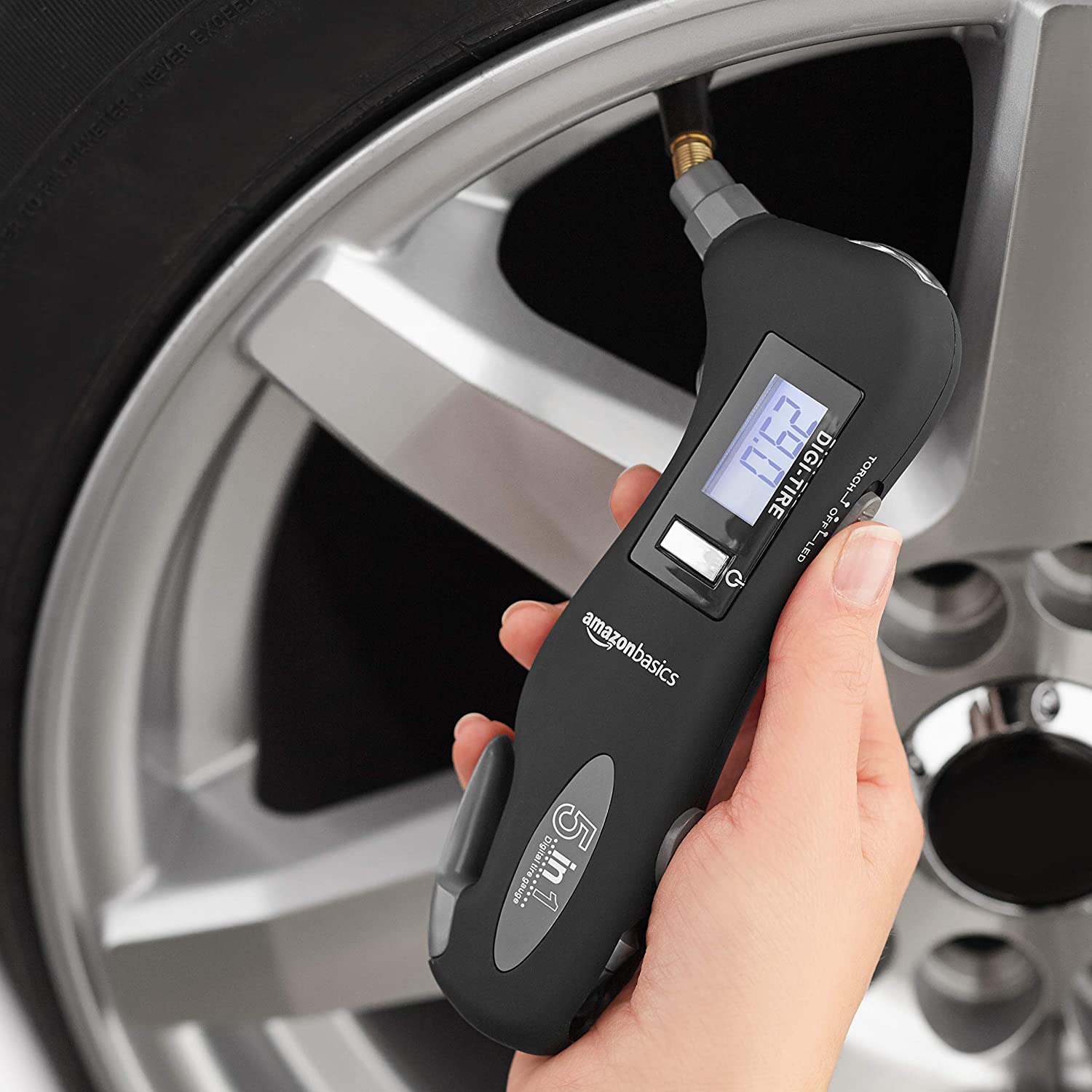 Tire pressure tester